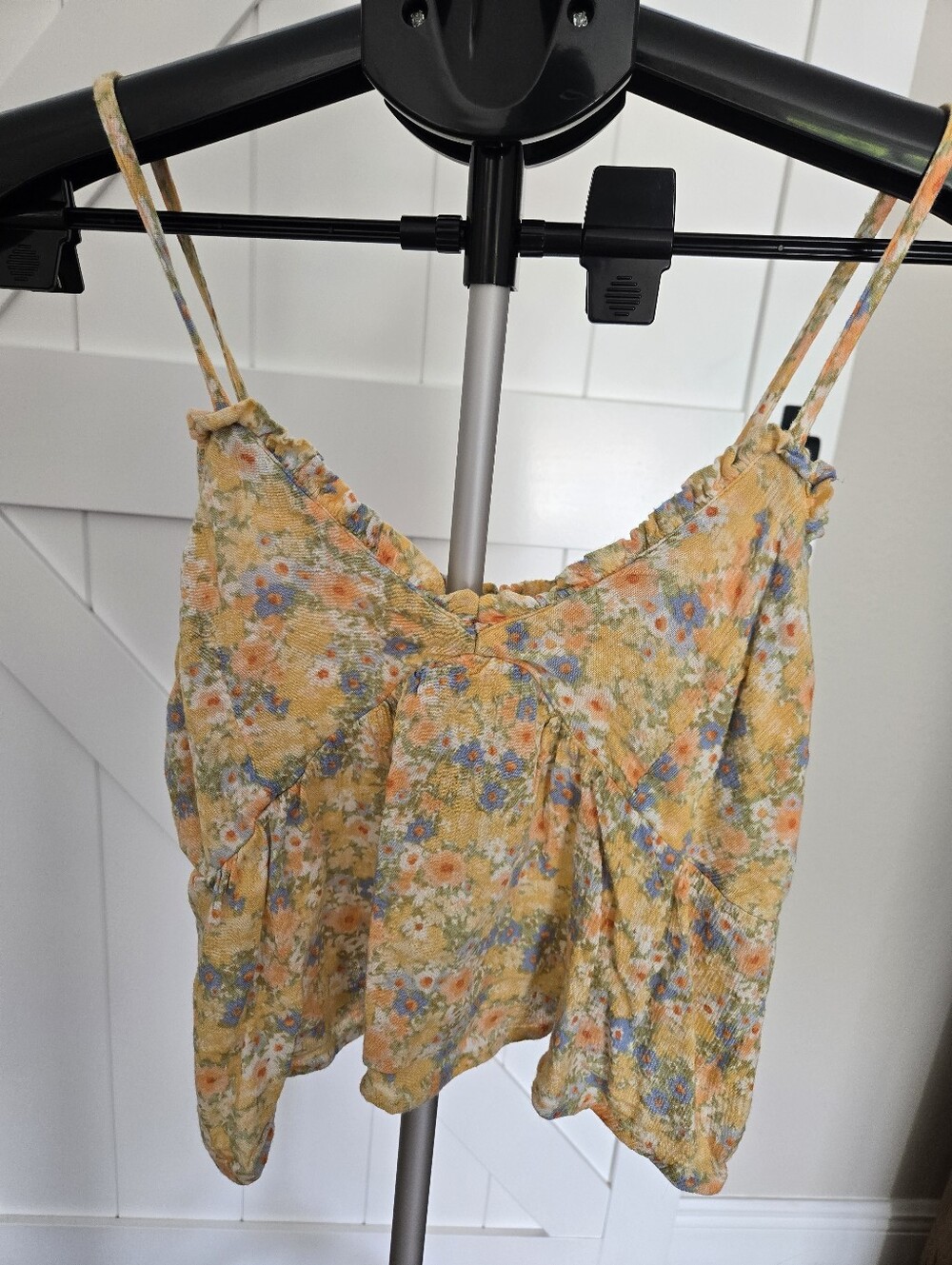 BILLABONG Floral Smocked V-Neck Cami Top - Yellow S